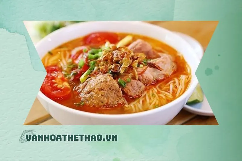 Các món ăn kèm phổ biến với bún riêu 