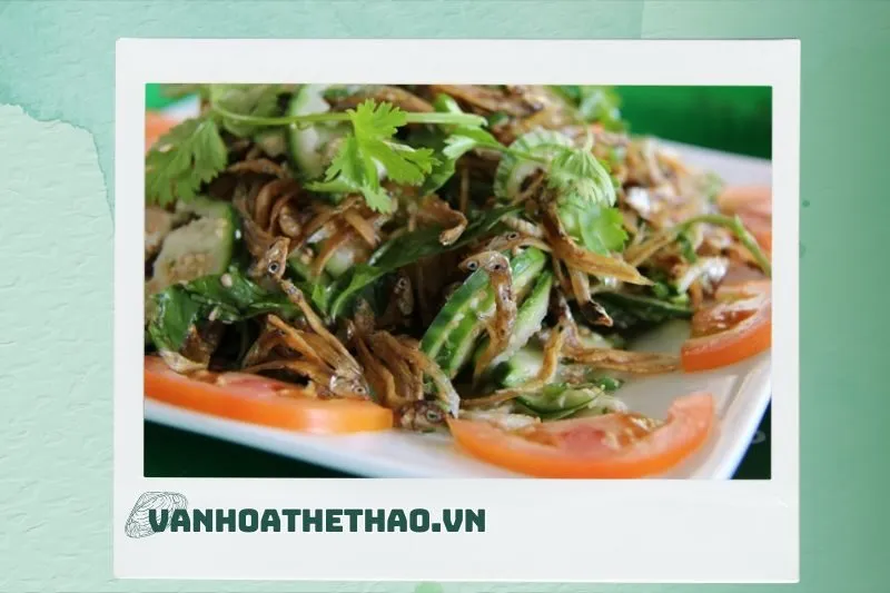 Lịch sử và nguồn gốc của gỏi cà đắng cá cơm Đắk Lắk